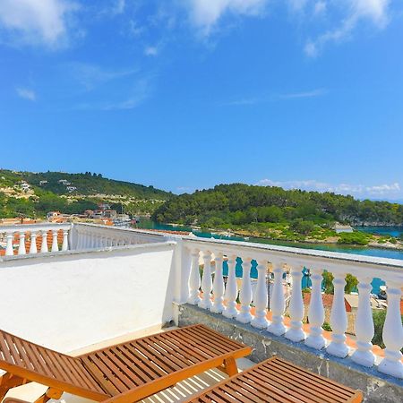 Апартаменты Vista Mare Faros Гайос Экстерьер фото